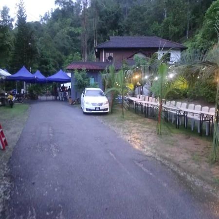 Lembin Village Resort Sungai Lembing Exterior foto